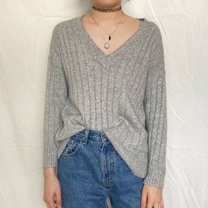 Gray v-neck sweater from American Eagle Outfitters